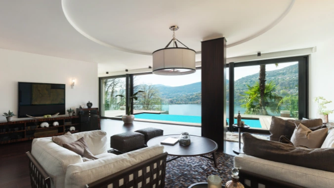 Enjoy Luxury Experience with Mstay